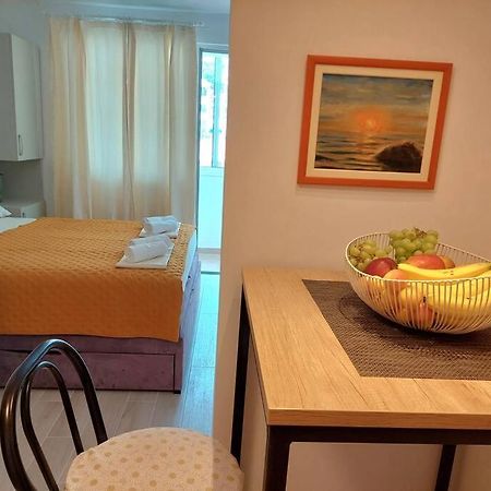 City Beach Apartment Makarska Buitenkant foto